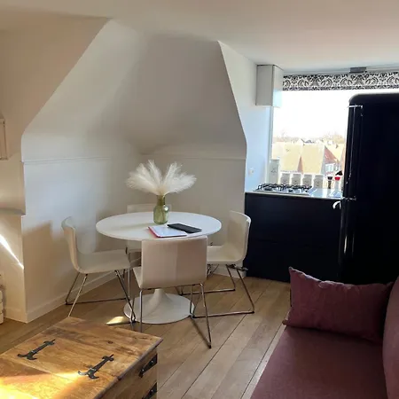 Apartament Maison Anna Clara - Stijlvol Gerenoveerd Met Parkzicht In