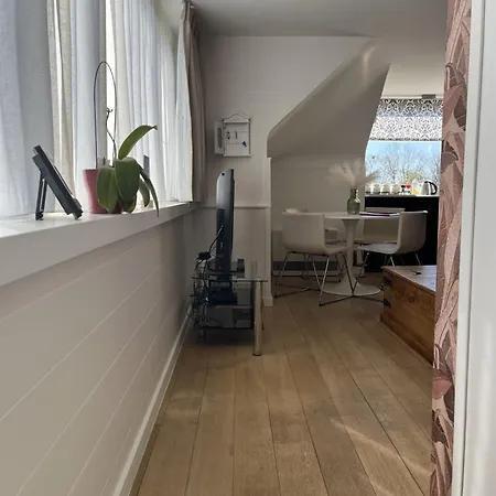 Maison Anna Clara - Stijlvol Gerenoveerd Met Parkzicht In Apartmán